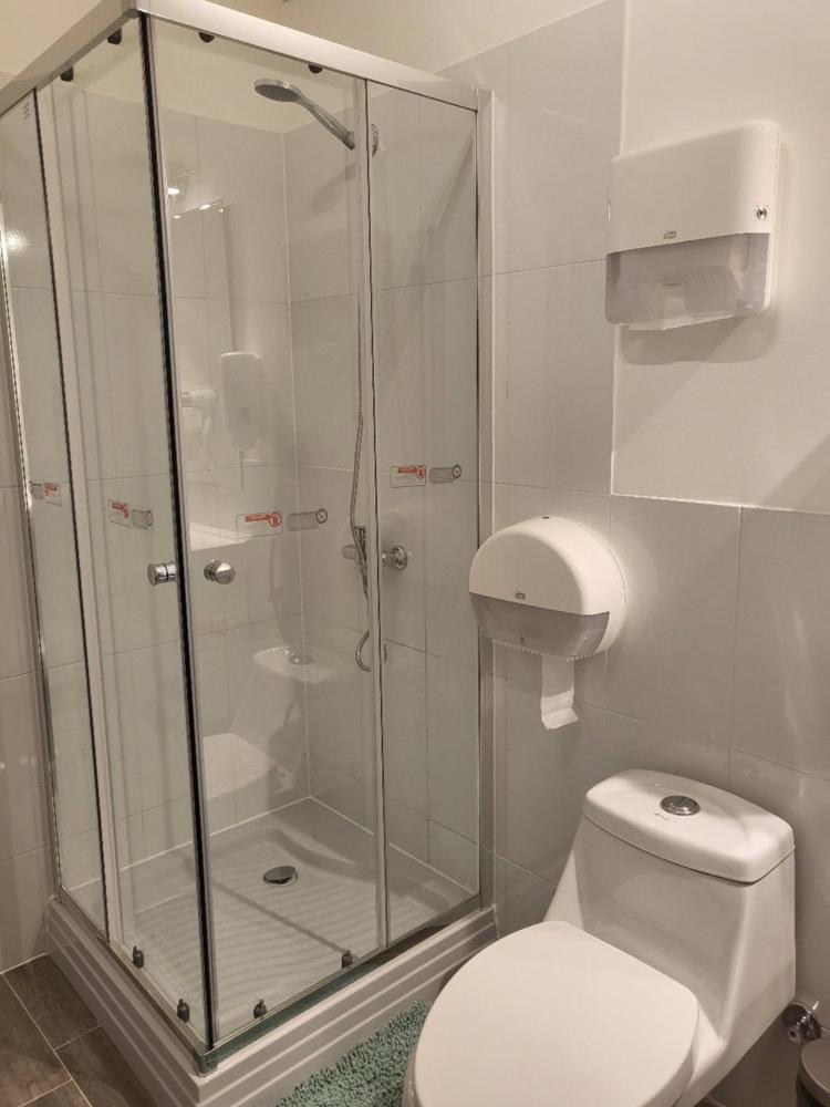 Hostal Uruz Coyhaique Esterno foto